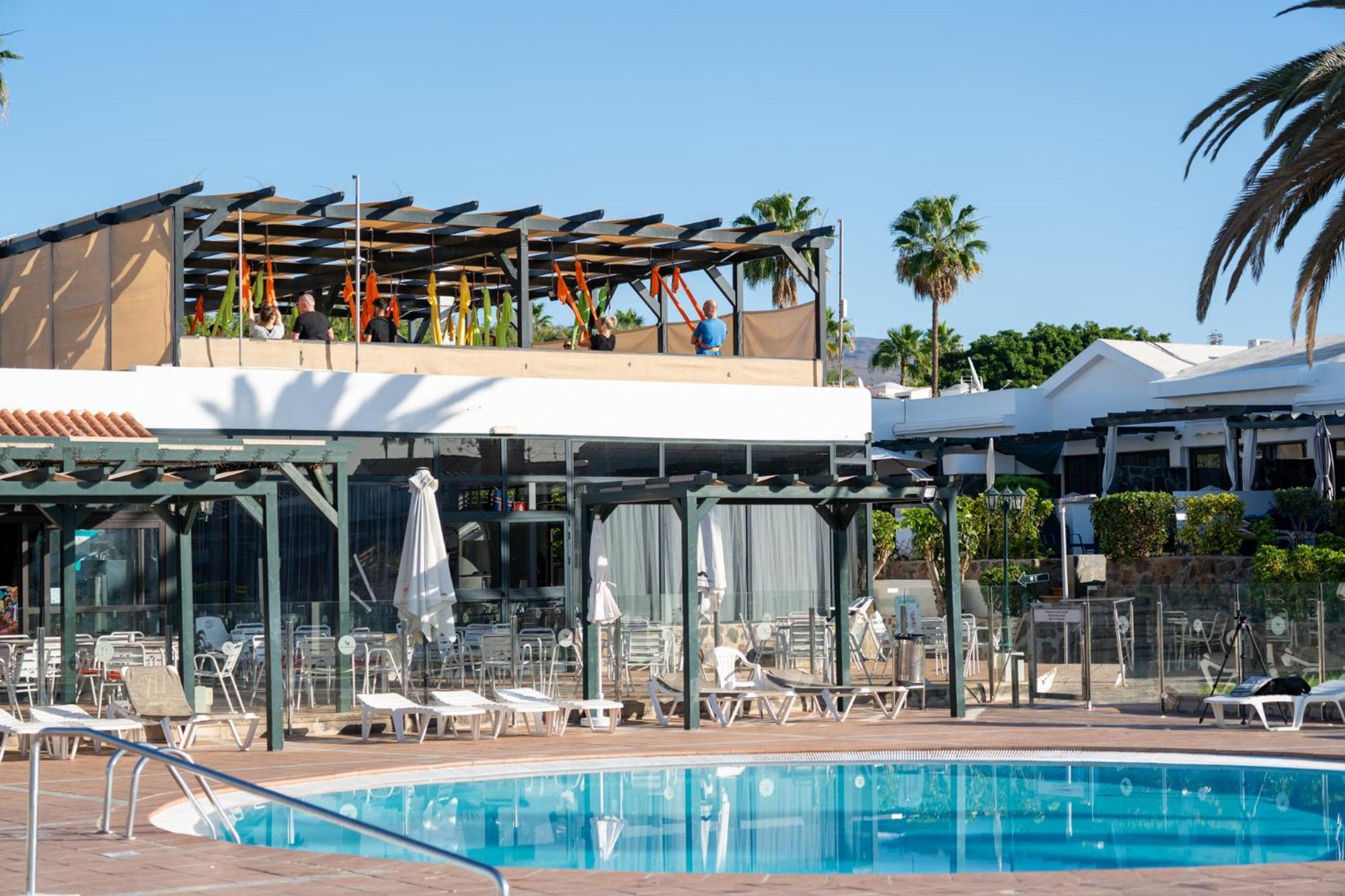 Luxury Poolside Holiday Home マスパロマス エクステリア 写真